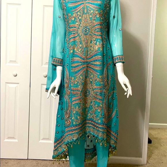 Pakistani/indian formal dresses - Picture 5 of 5
